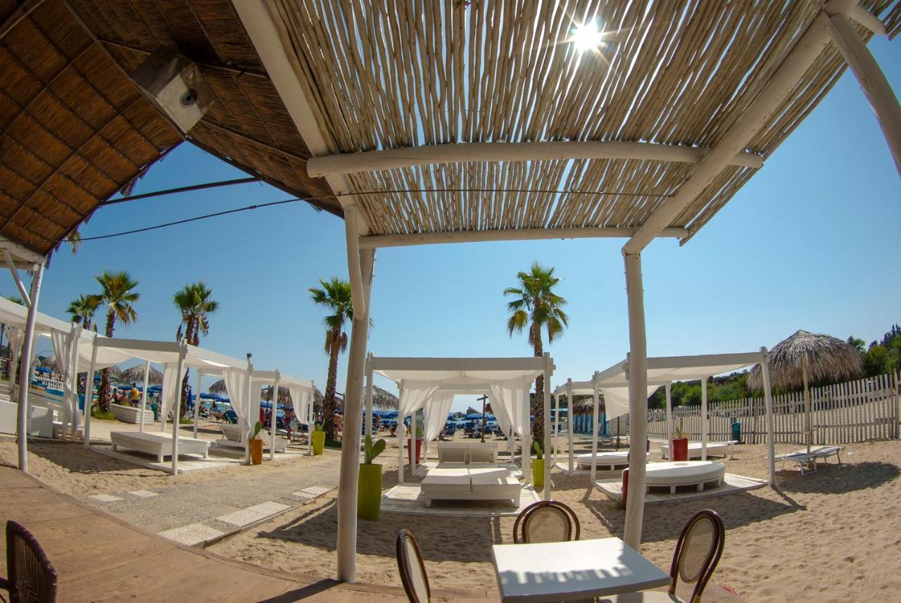 Отель Futura Club Spiagge Bianche Фонтане-Бьянке Экстерьер фото